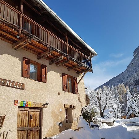 LA JARBELLE - Gîte et Spa Les Orres Exterior foto